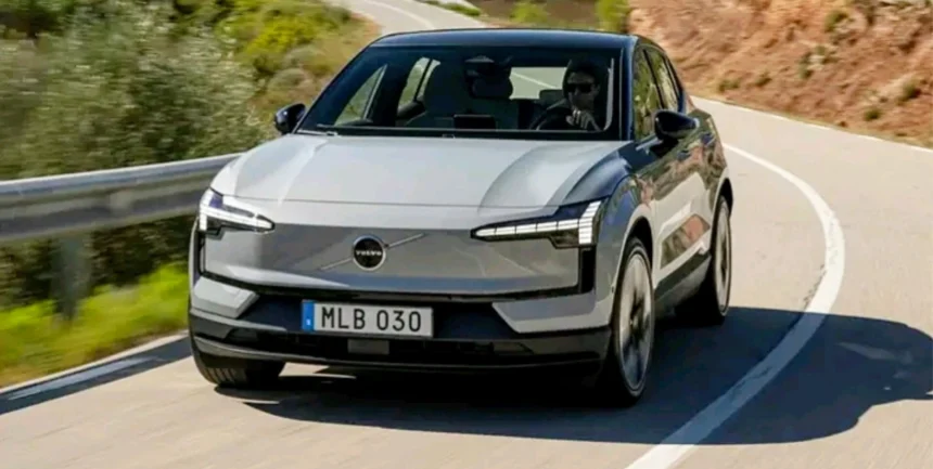 2025 Volvo EX30