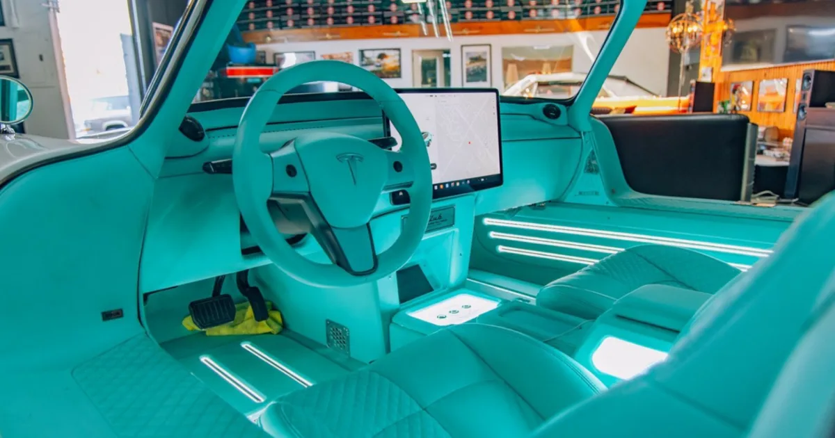 Tesla 300 SL Gullwing Interior