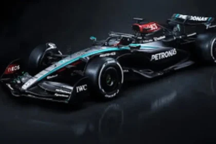Mercedes W15