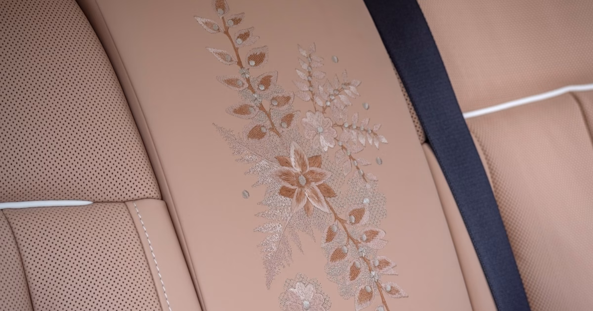Rolls-Royce Phantom Dentelle: 70,000 Stitches of Couture Craftsmanship 6 rolls-royce phantom dentelle