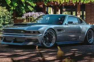 Aston Martin Octavia Restomod