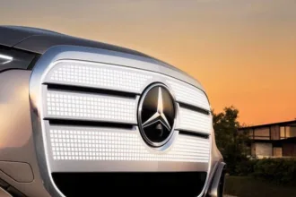 Mercedes New Pixelated Grill
