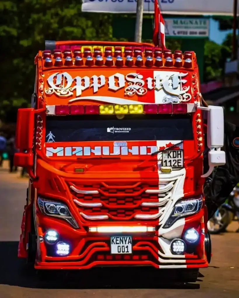 Opposite Matatu