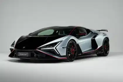 2027 Lamborghini Revuelto SV Front left view